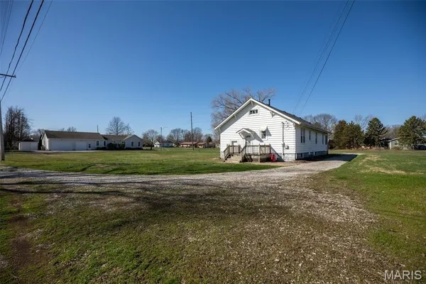 $159,000 | 705 North Macoupin Street, Gillespie, IL 62033