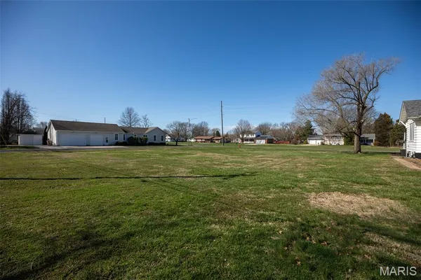 $159,000 | 705 North Macoupin Street, Gillespie, IL 62033