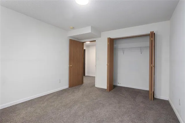 $1,395 | 2900 Northwest Mill Place, Blue Springs, MO 64015