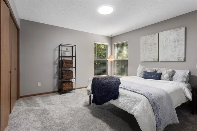 $1,395 | 2900 Northwest Mill Place, Blue Springs, MO 64015