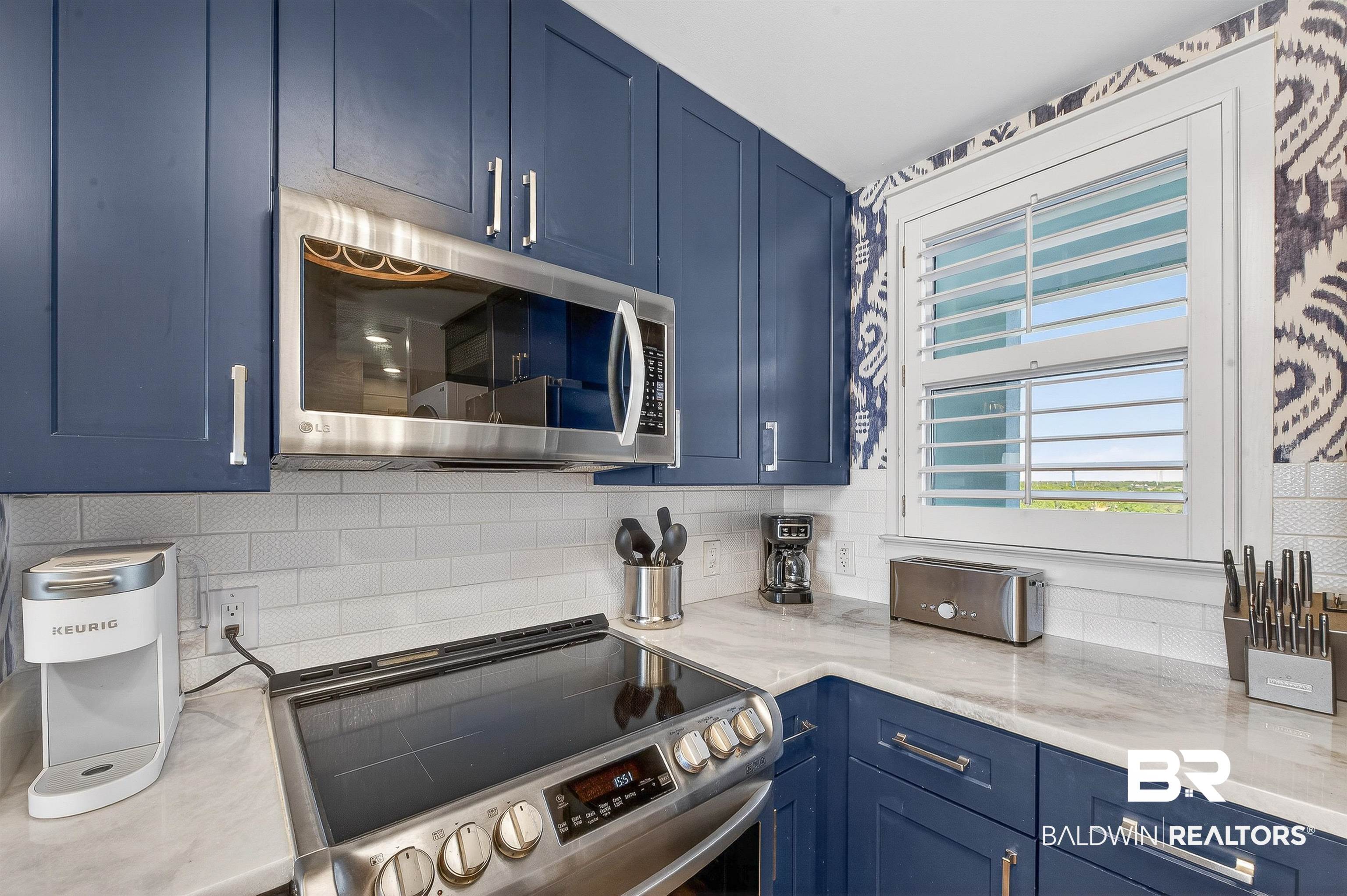 815 Plantation Road, Unit 604 Gulf Shores, AL 36542 - Photo 25 of 86 Kitchen