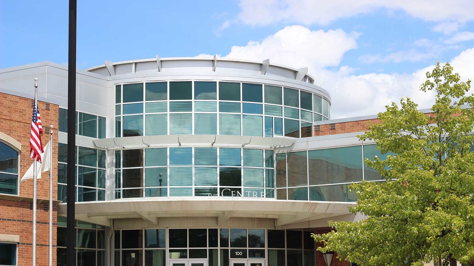 283 Snowdrop Lane Elgin, IL 60124 - Photo 27 of 38 a view of a building with a windows