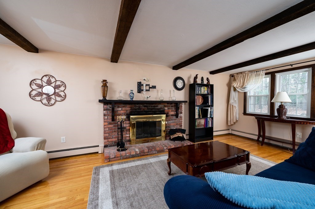 178 Brookwood Road Hanover, MA 02339 - Photo 3 of 22 Gallery Image 3