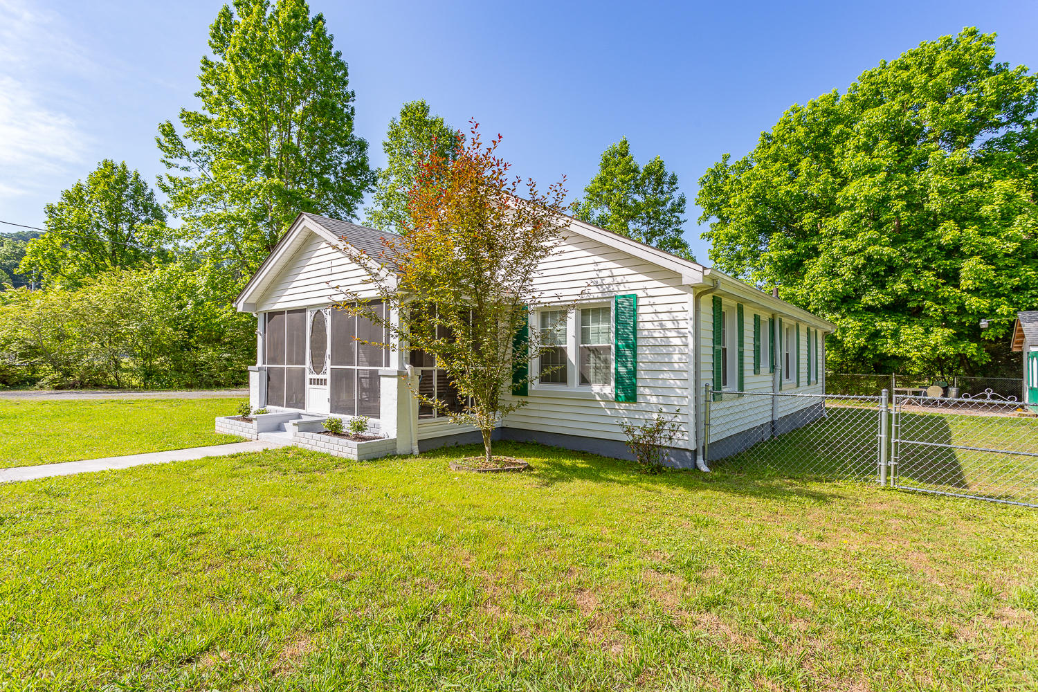 10170 Card Road Soddy Daisy, TN 37379 - Photo 3 of 29 10170 Card HD -5