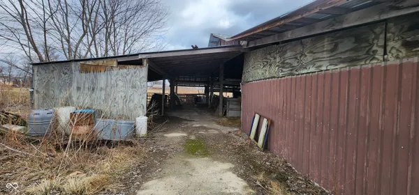 $325,000 | 8316 South 750 West, Pendleton, IN 46064