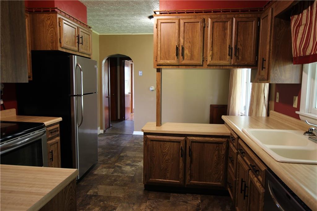 637 Morgantown Road Uniontown, PA 15401 - Photo 12 of 16 Gallery Image 12