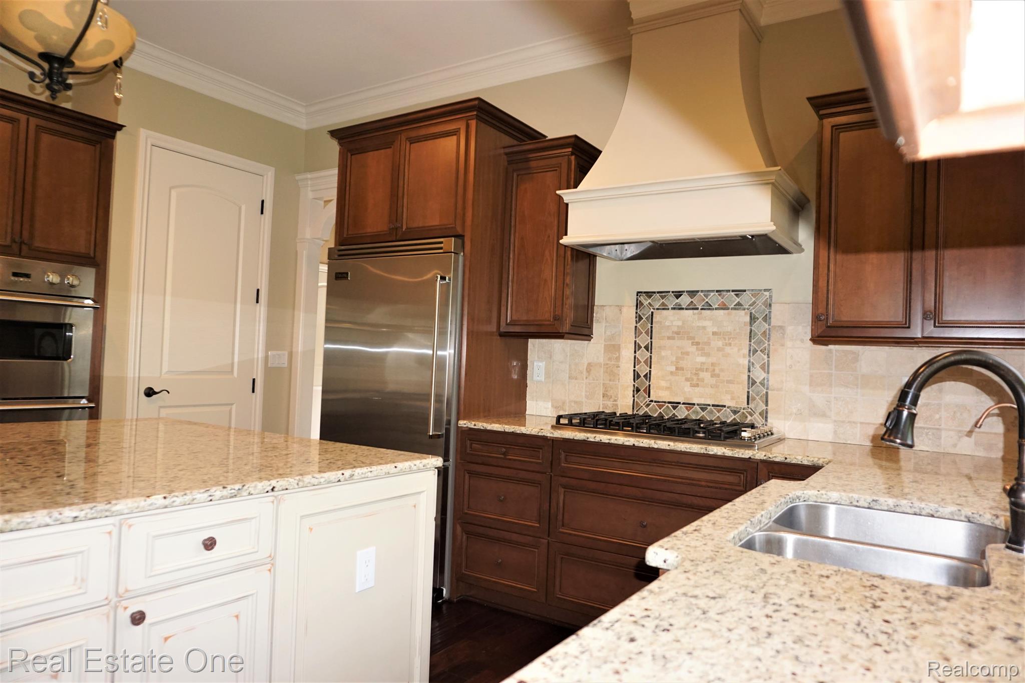 2949 Ambleside Court Rochester, MI 48306 - Photo 18 of 67 Gallery Image 18