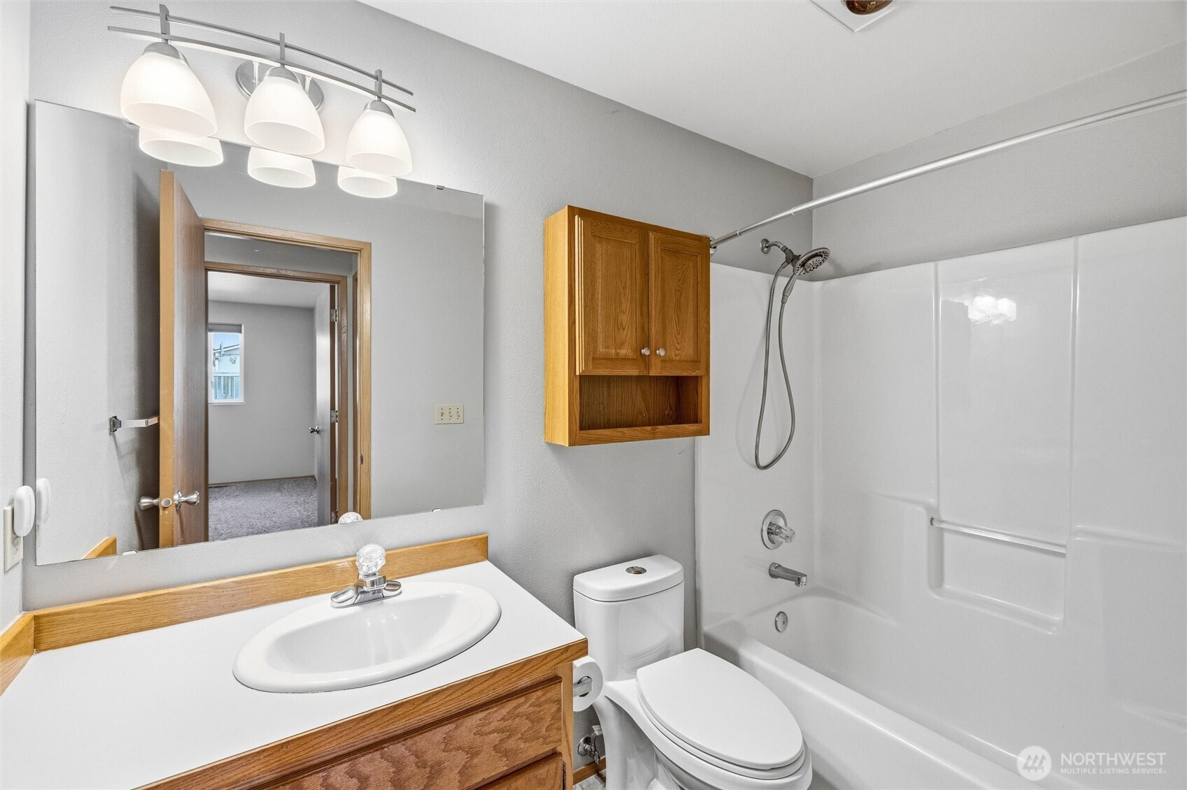 1215 East Gilkey Road Burlington, WA 98233 - Photo 14 of 33
