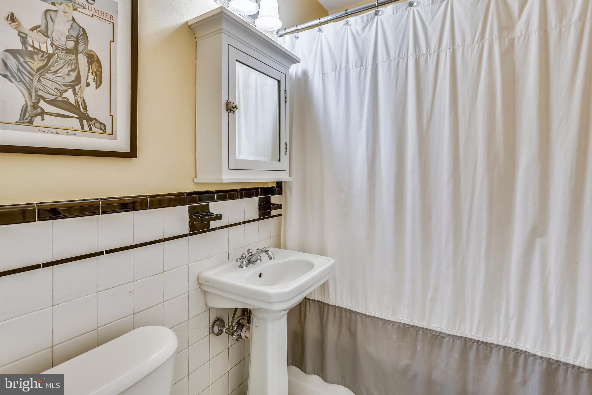 1204 Portner Road Alexandria, VA 22314 - Photo 24 of 39