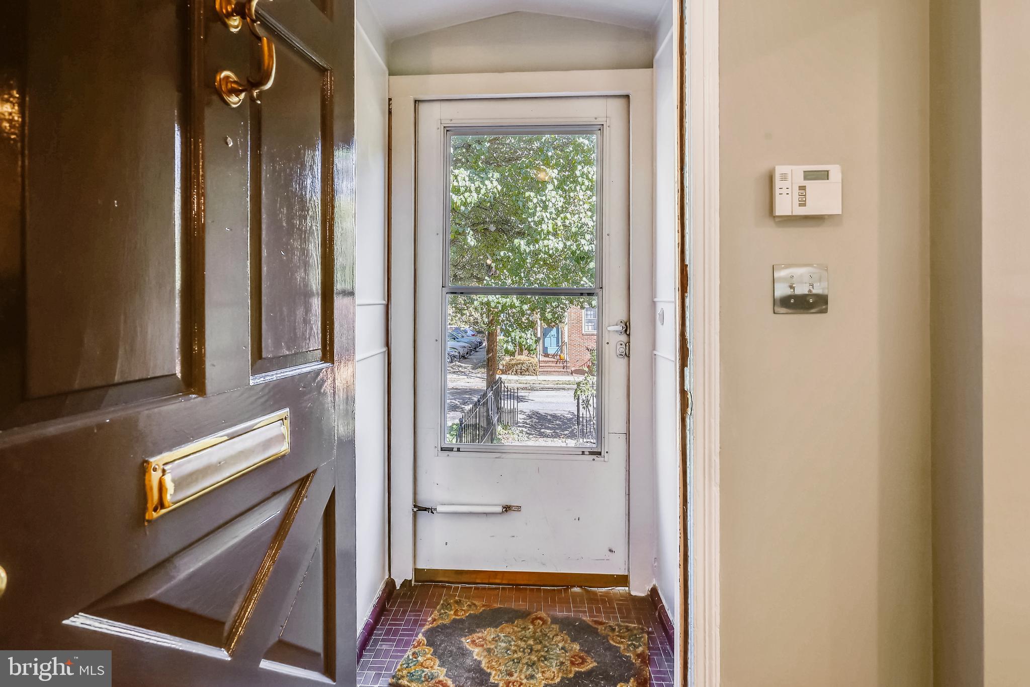 1204 Portner Road Alexandria, VA 22314 - Photo 37 of 39