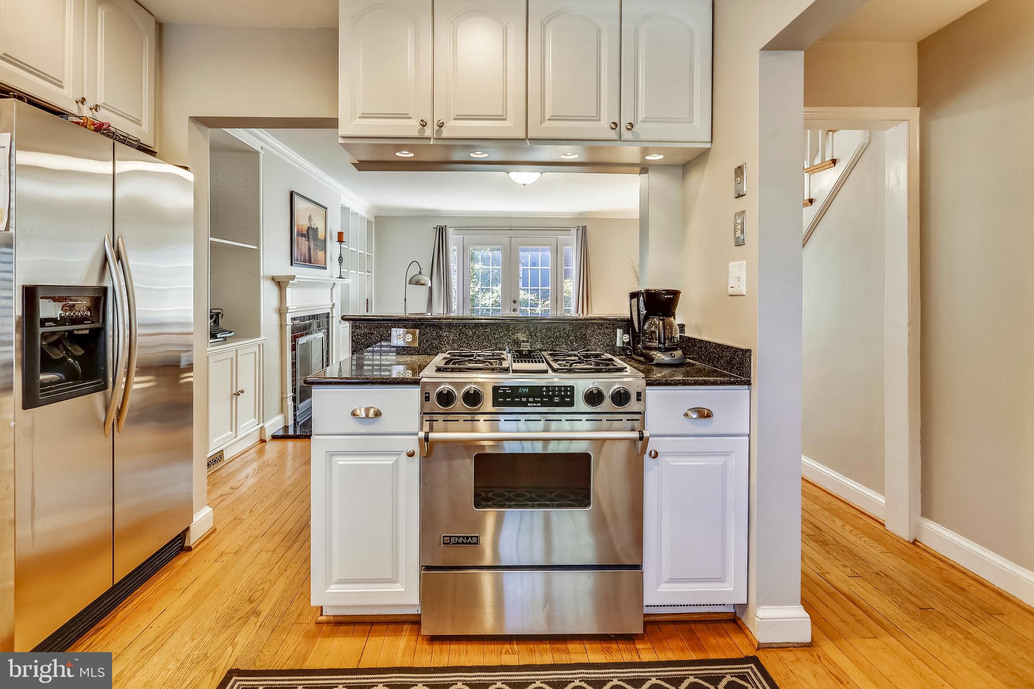 1204 Portner Road Alexandria, VA 22314 - Photo 7 of 39