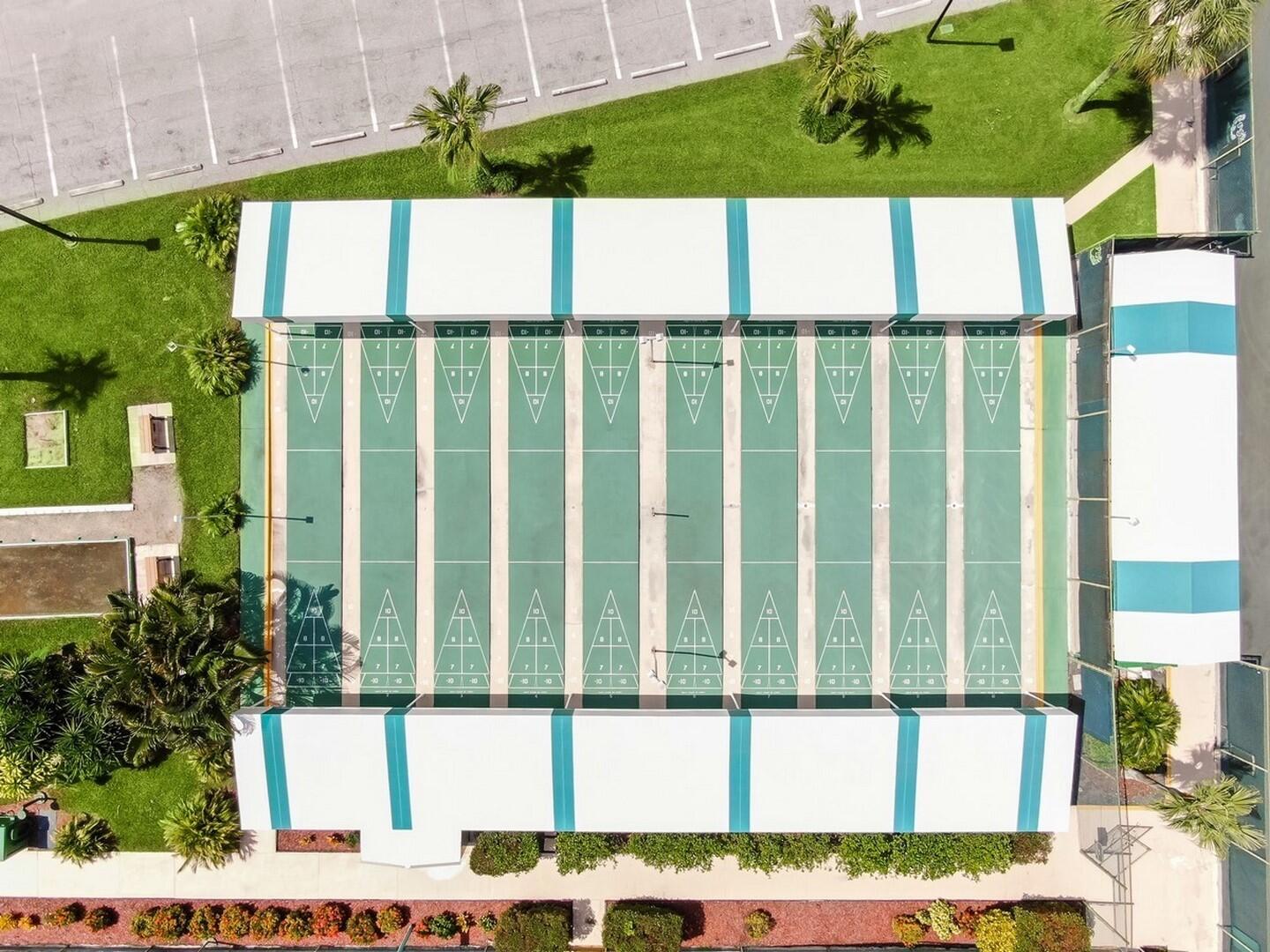 13670 Vía Flora, Unit B Delray Beach, FL 33484 - Photo 27 of 29 Shufleboard