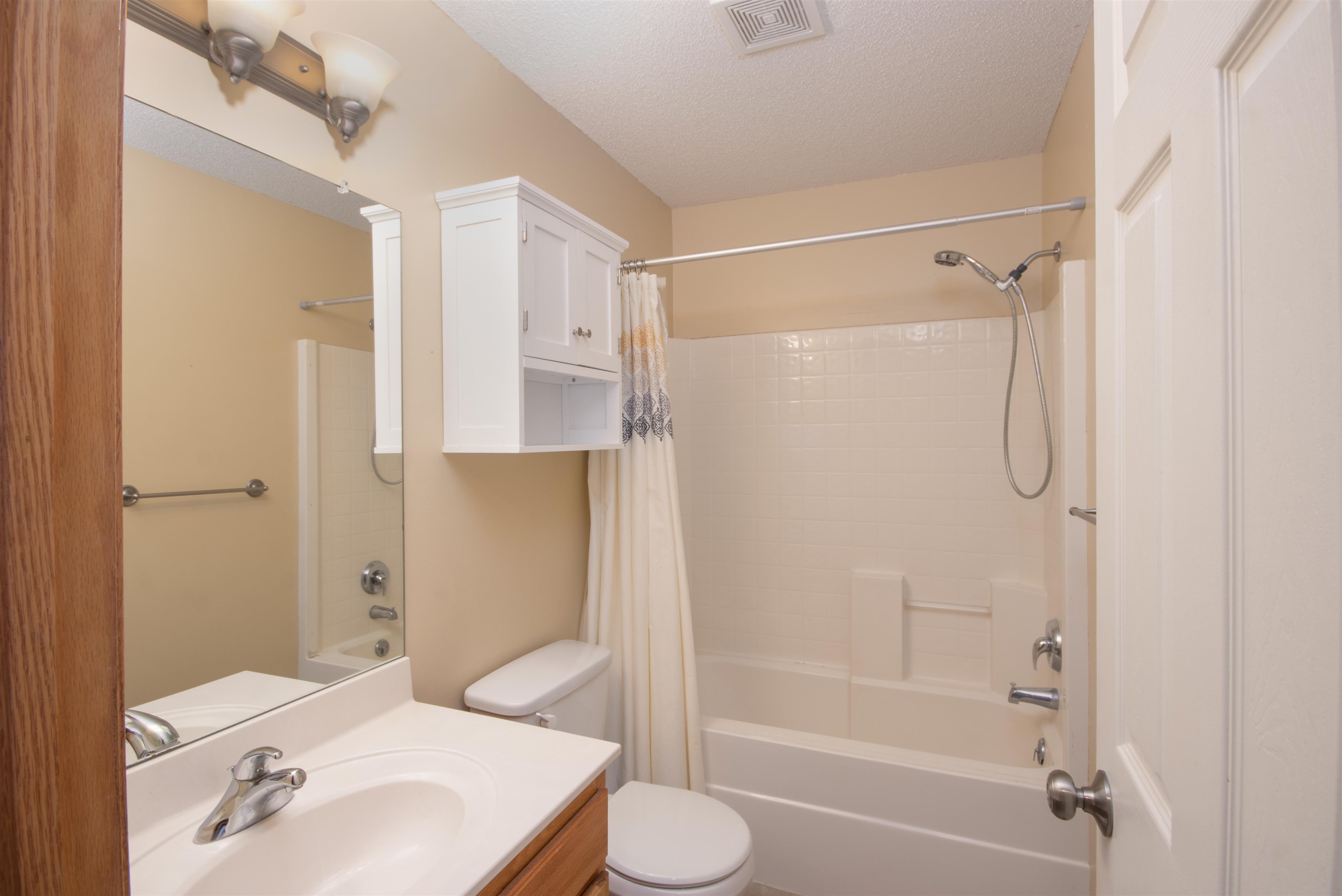 2910 Lanners Circle Wichita, KS 67219 - Photo 12 of 31