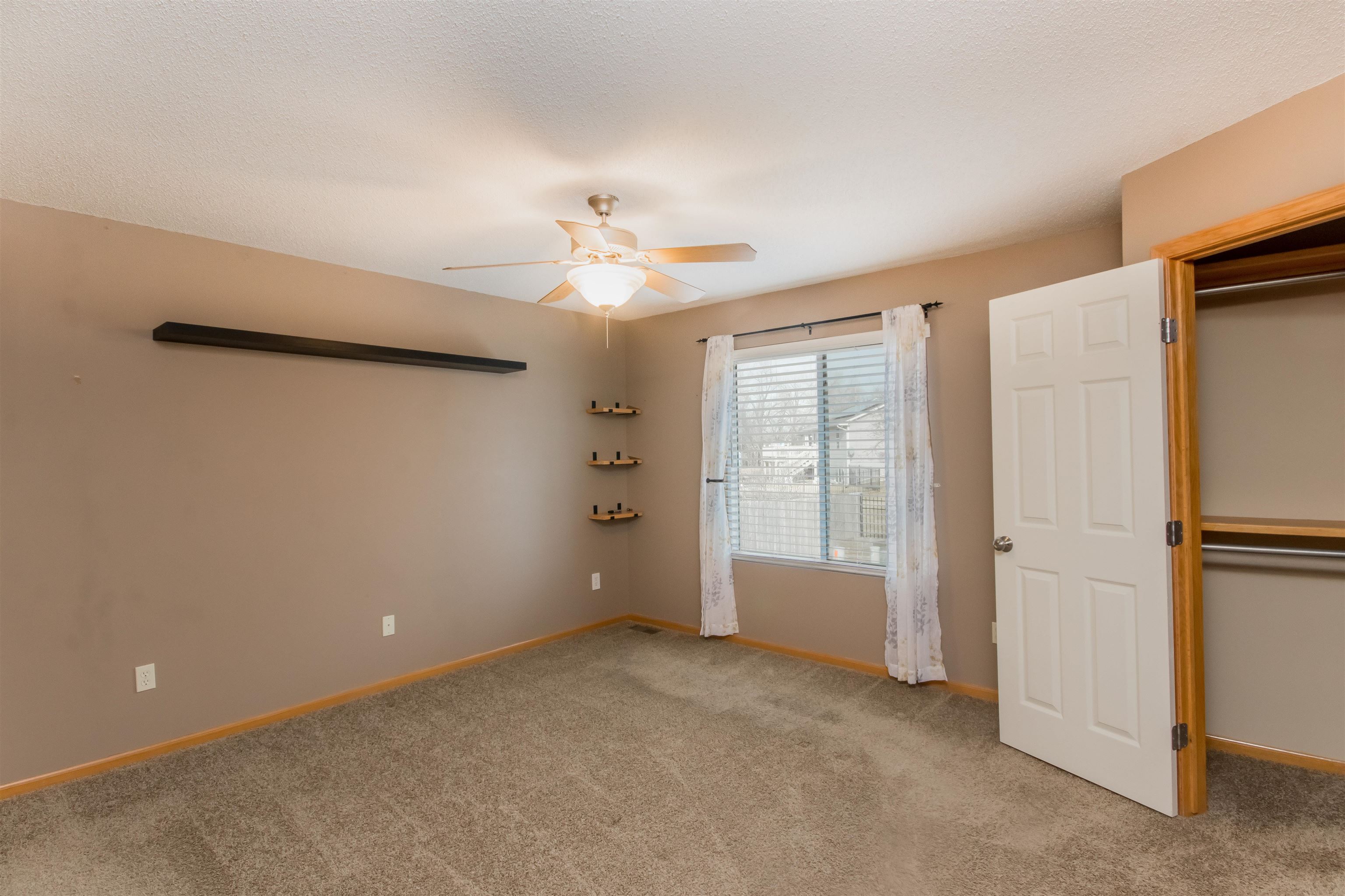 2910 Lanners Circle Wichita, KS 67219 - Photo 16 of 31