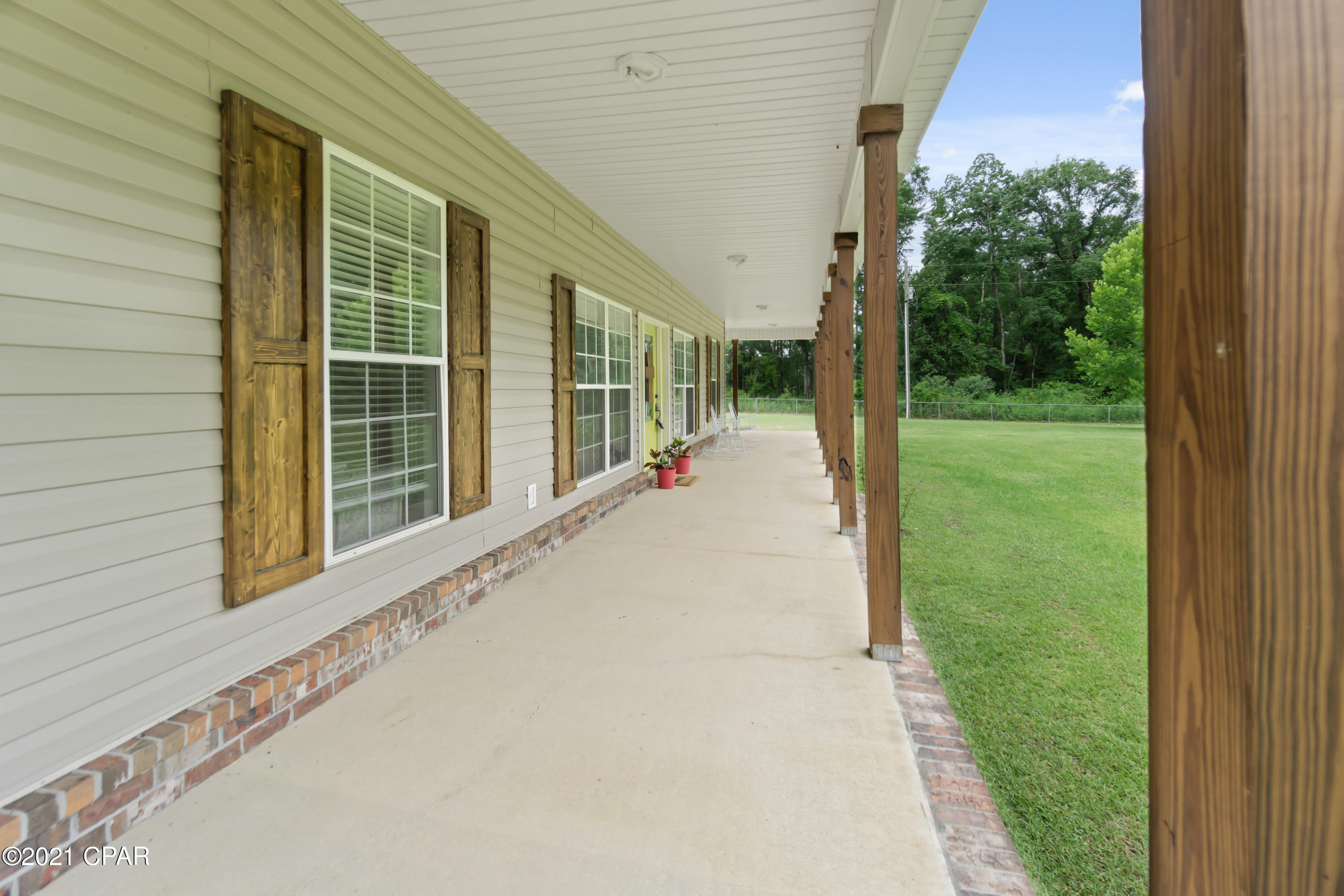 4500 Cliff Road Graceville, FL 32440 - Photo 20 of 36