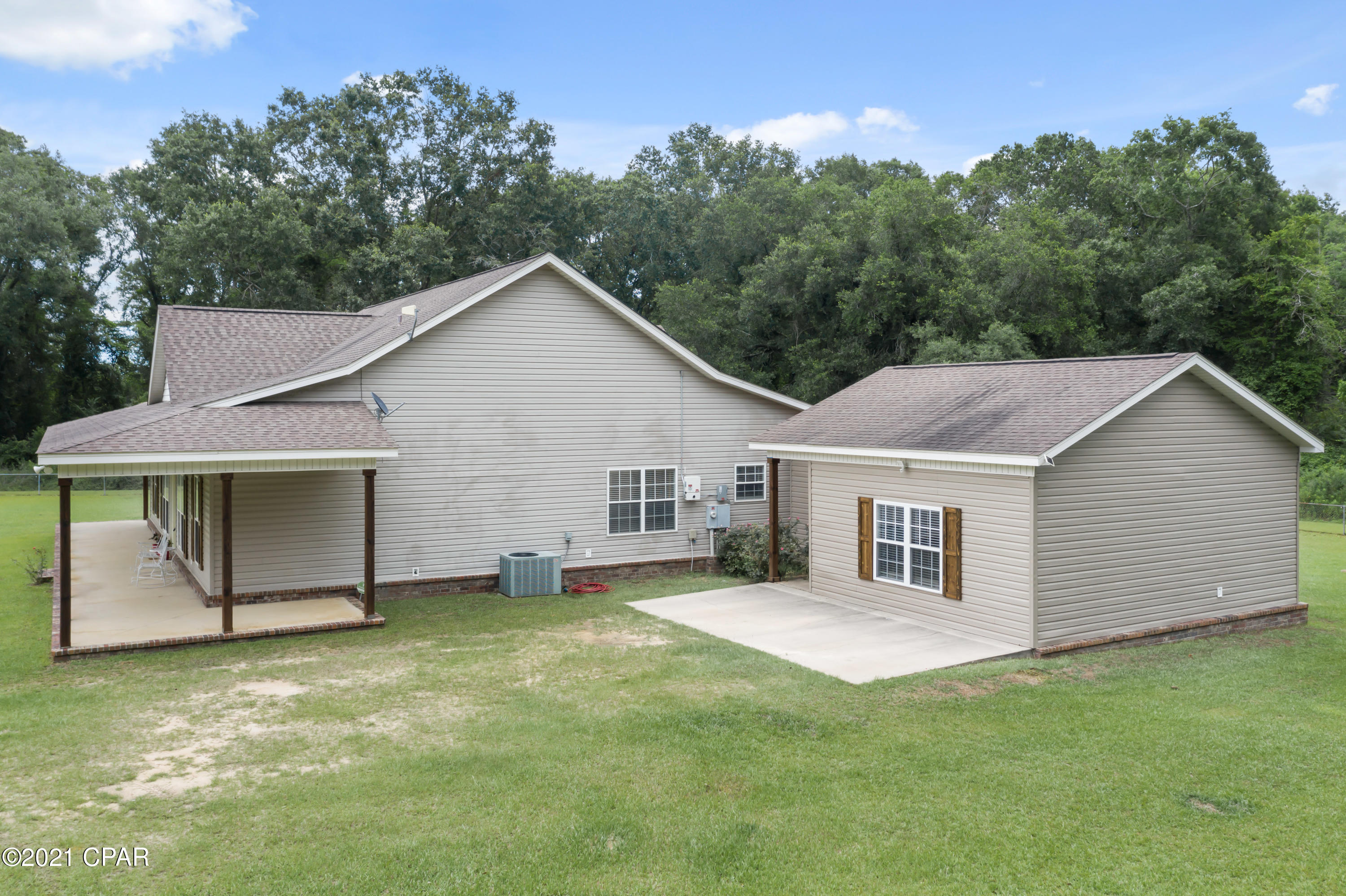 4500 Cliff Road Graceville, FL 32440 - Photo 31 of 36