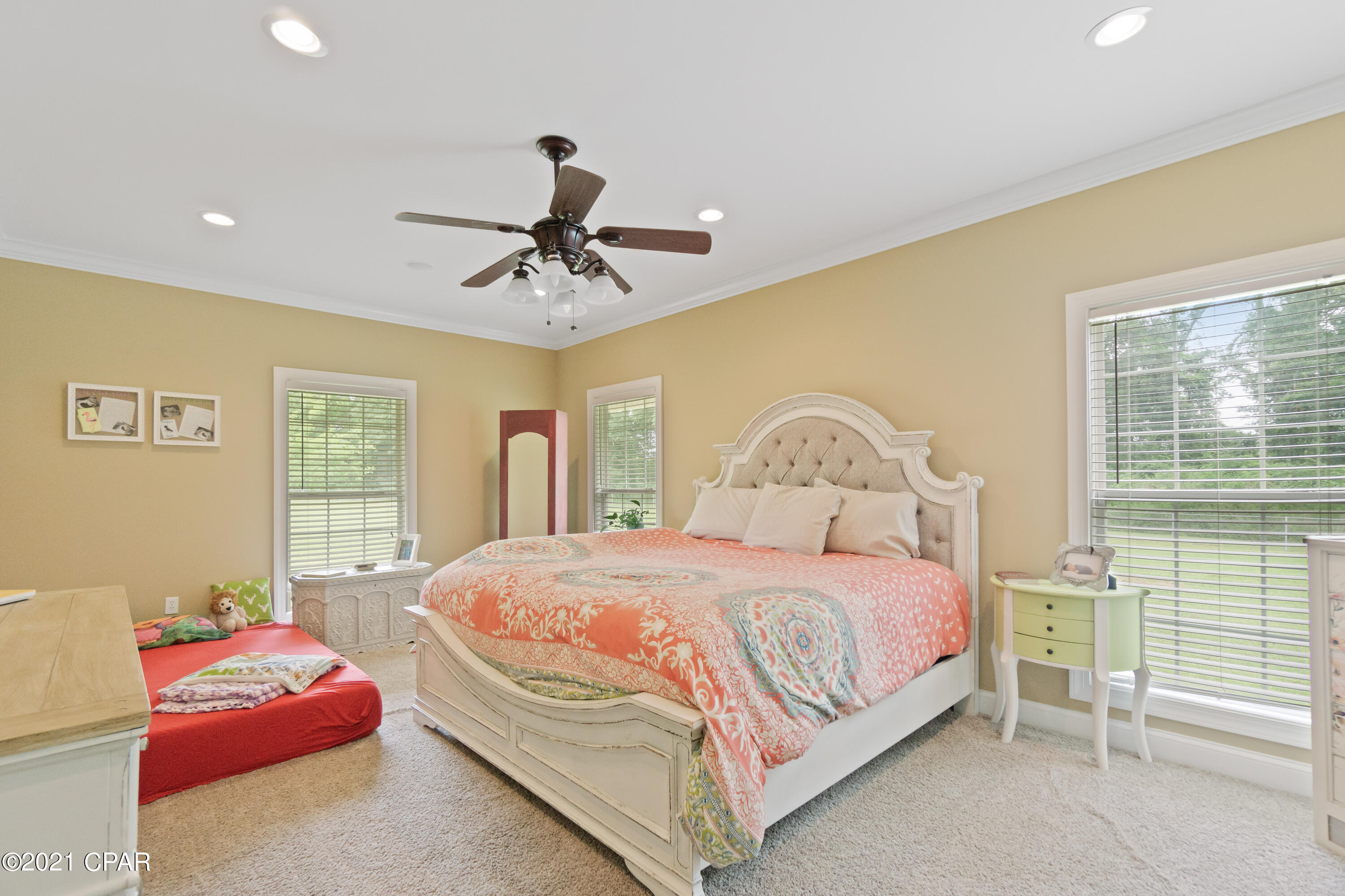 4500 Cliff Road Graceville, FL 32440 - Photo 8 of 36