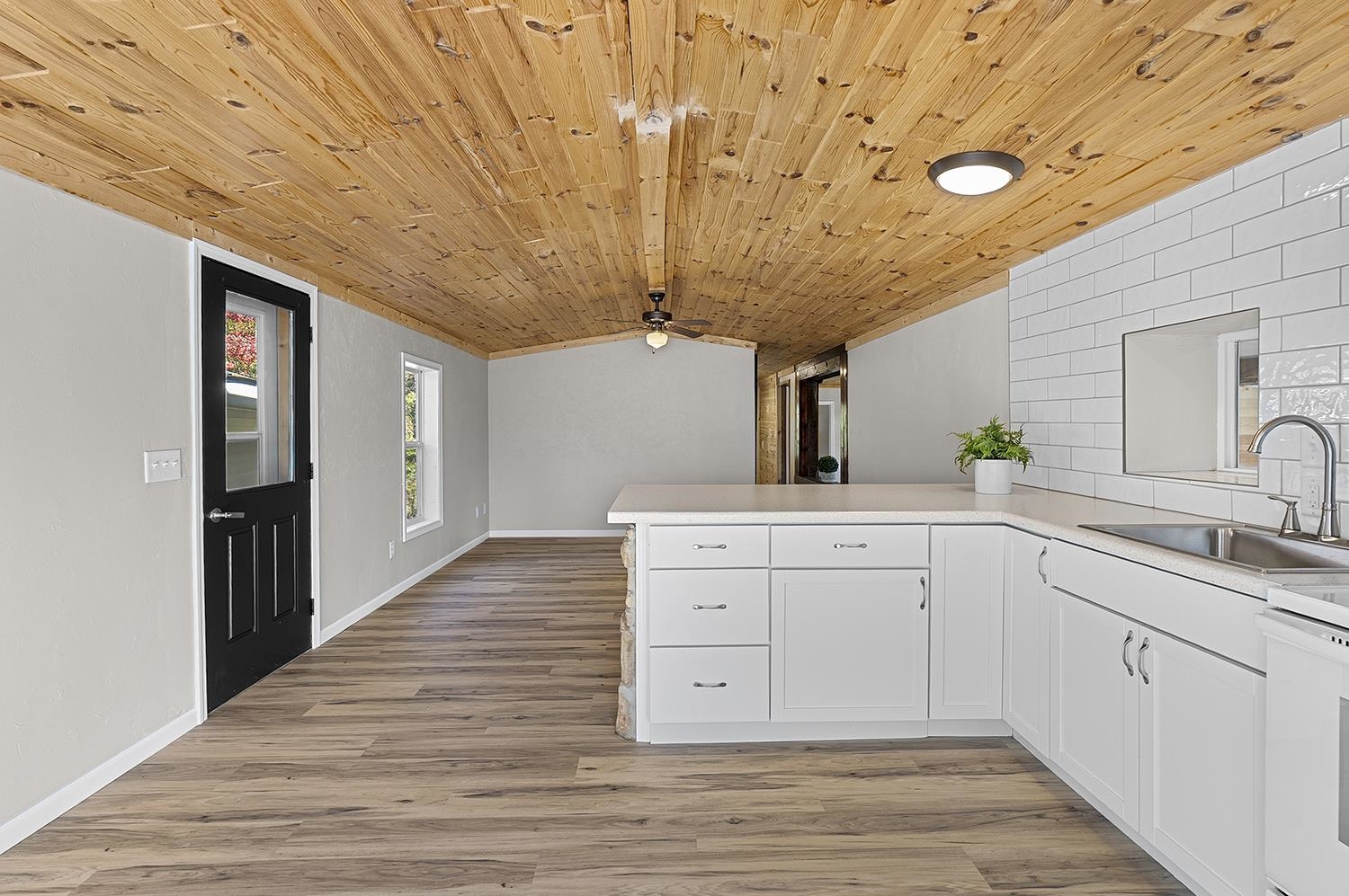 W11680 West 26th Road Pound, WI 54161 - Photo 13 of 47 Gallery Image 13