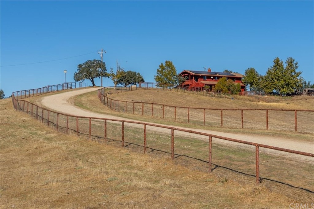 8700 Bee Tree Road Paso Robles, CA 93446 - Photo 2 of 74