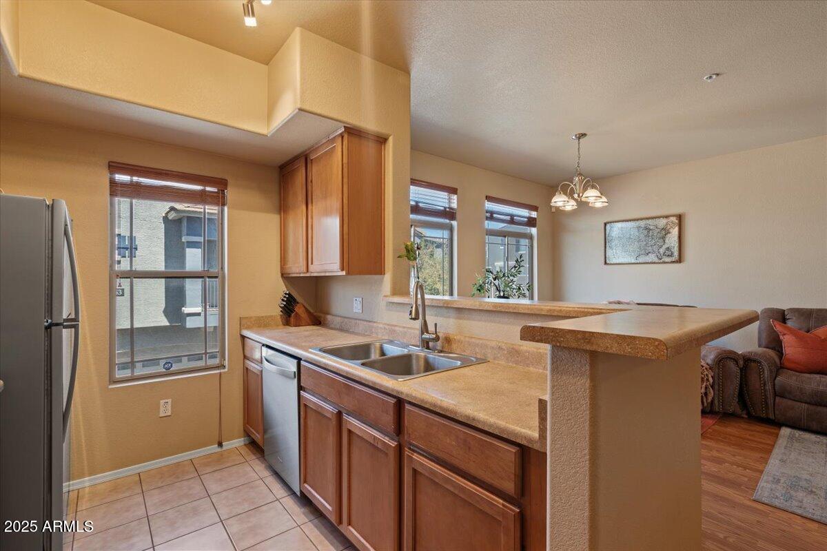2402 East 5th Street, Unit 1446 Tempe, AZ 85288 - Photo 11 of 36 Kitchen