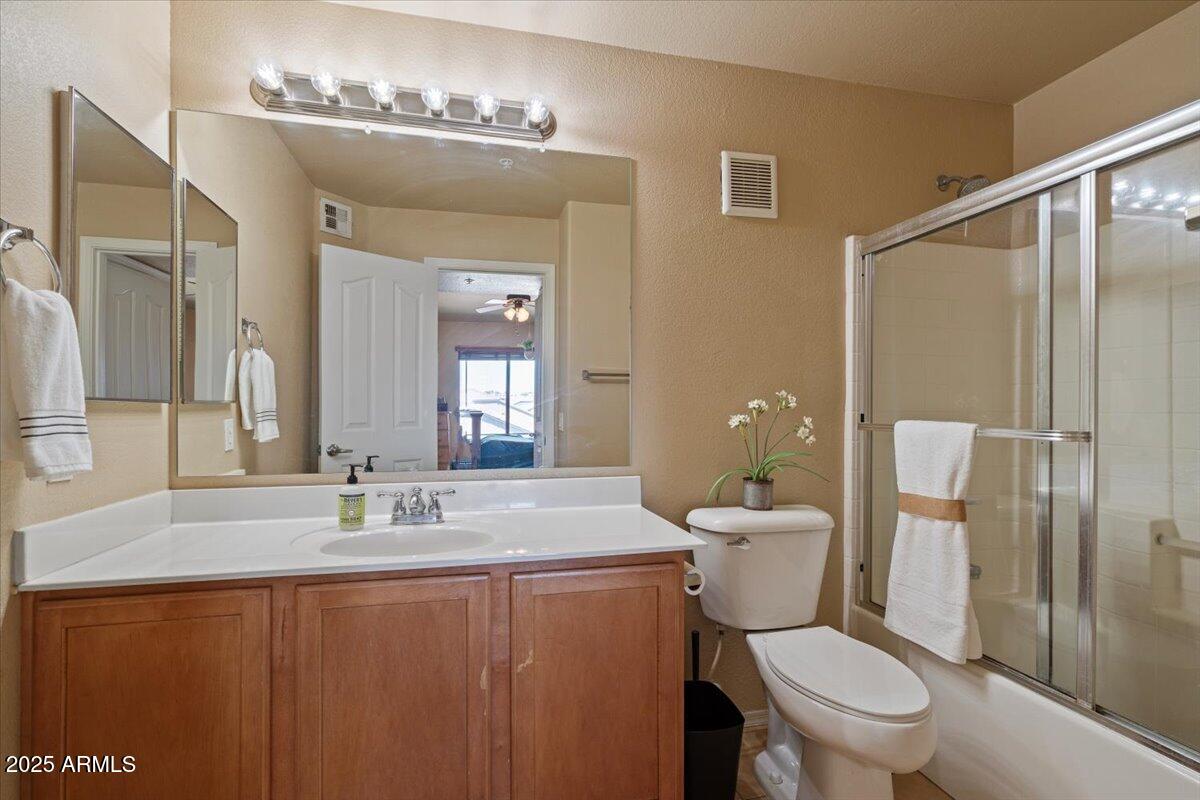 2402 East 5th Street, Unit 1446 Tempe, AZ 85288 - Photo 21 of 36 Primary Bath