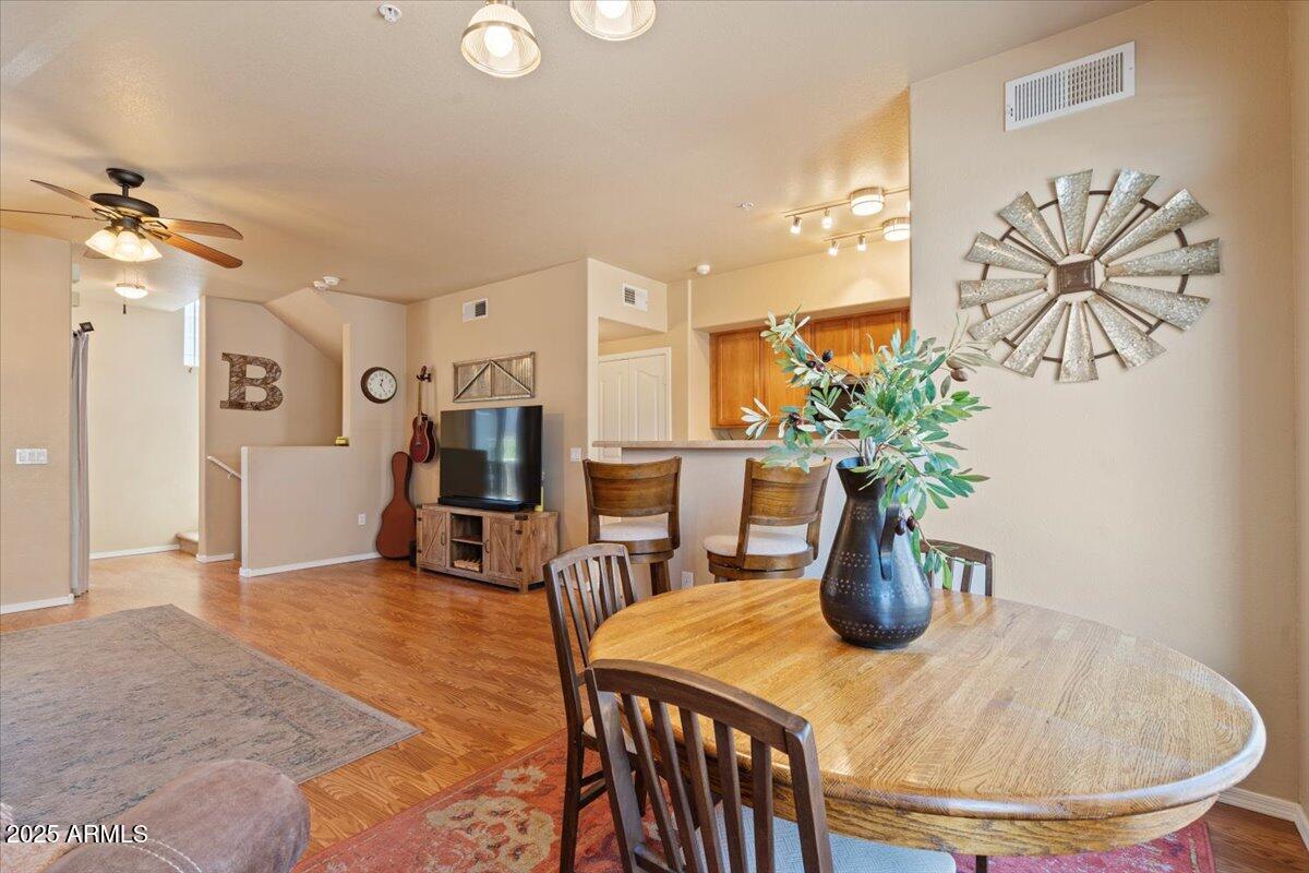 2402 East 5th Street, Unit 1446 Tempe, AZ 85288 - Photo 8 of 36 Dinette