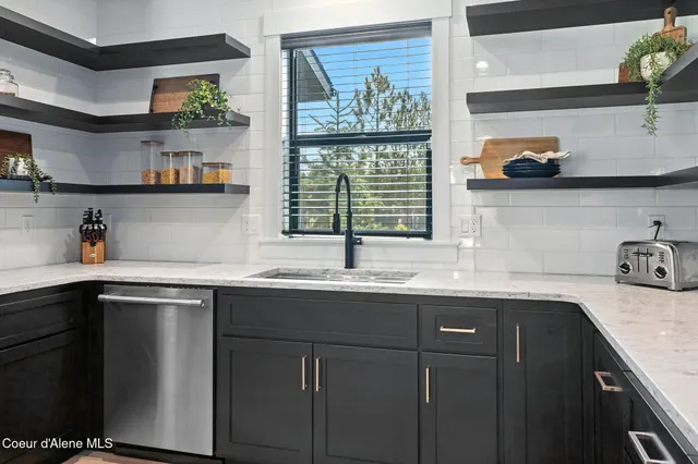 $1,649,000 | 20283 North Crooked Rock Lane, Rathdrum, ID 83858