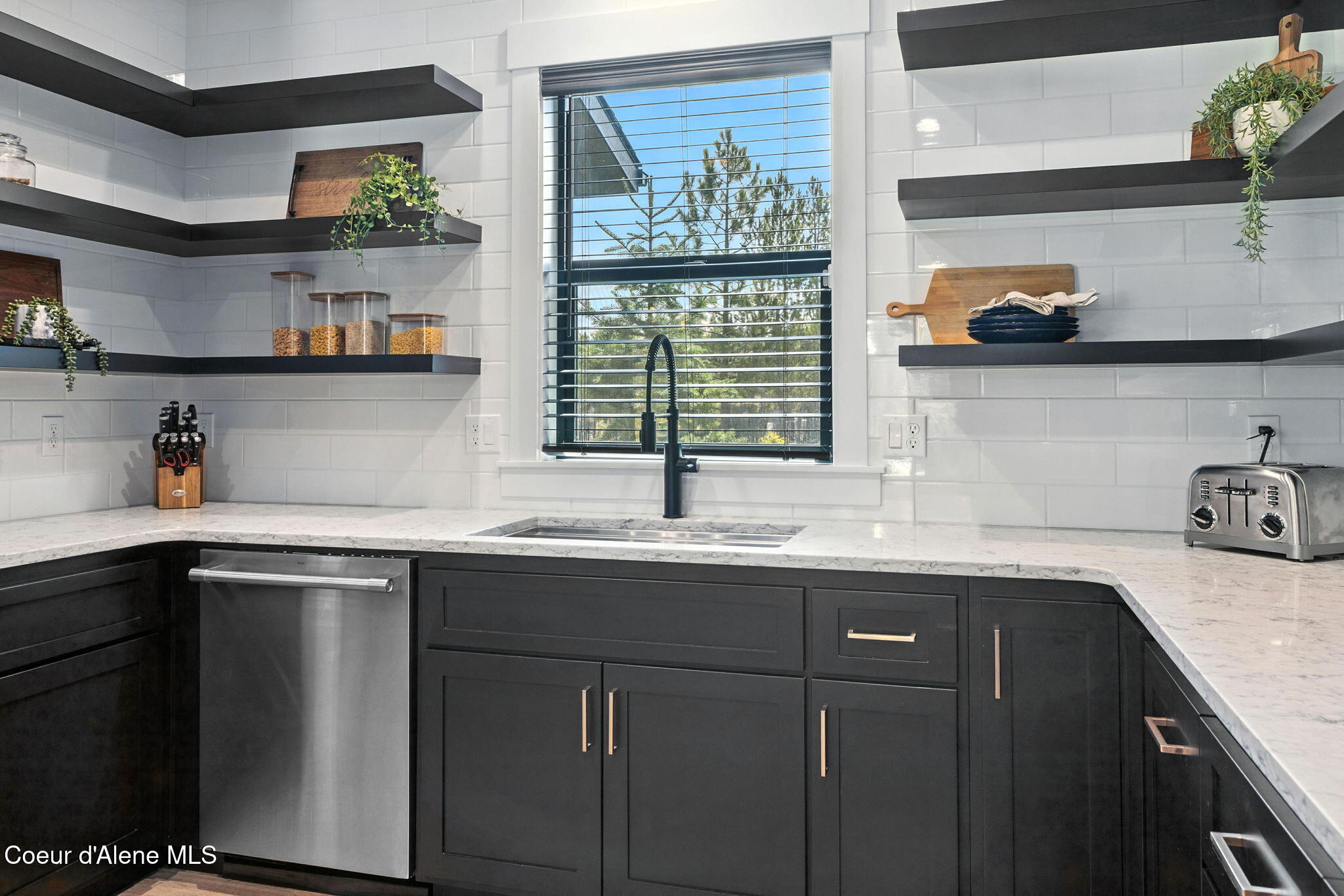 20283 North Crooked Rock Lane Rathdrum, ID 83858 - Photo 18 of 50 19