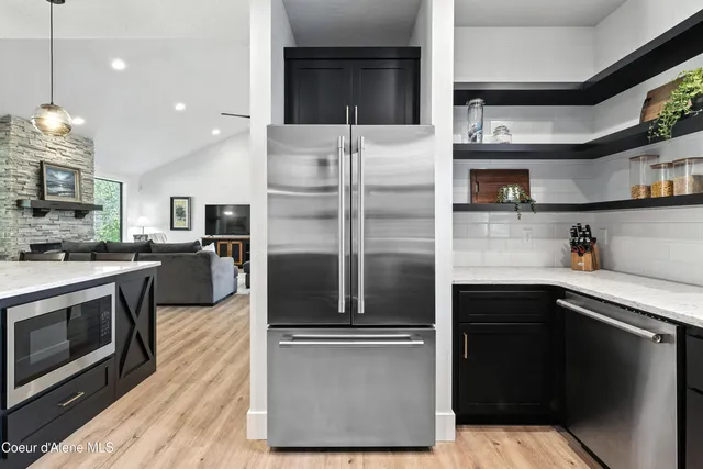 $1,649,000 | 20283 North Crooked Rock Lane, Rathdrum, ID 83858