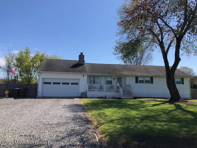 8 Inman Road New Egypt, NJ 08533 - Photo 5 of 18 a front view of a house with garden