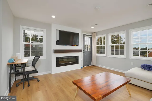 $649,900 | 2425 Skyland Place Southeast, Washington, DC 20020