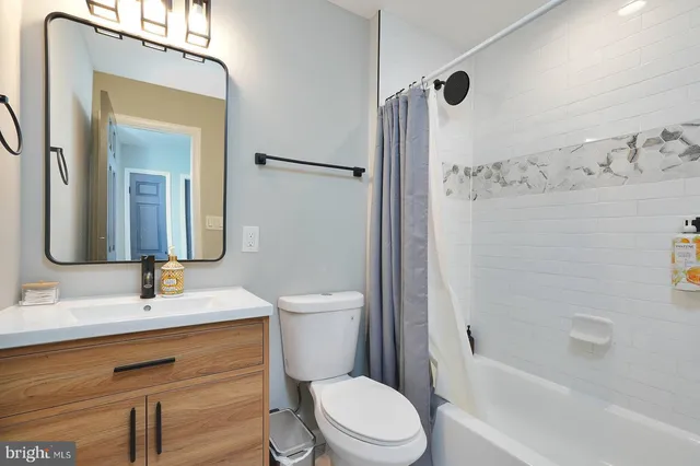 $649,900 | 2425 Skyland Place Southeast, Washington, DC 20020