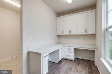 74 Overbrook Road Ranson, WV 25438 - Photo 9 of 17 Interior (General)