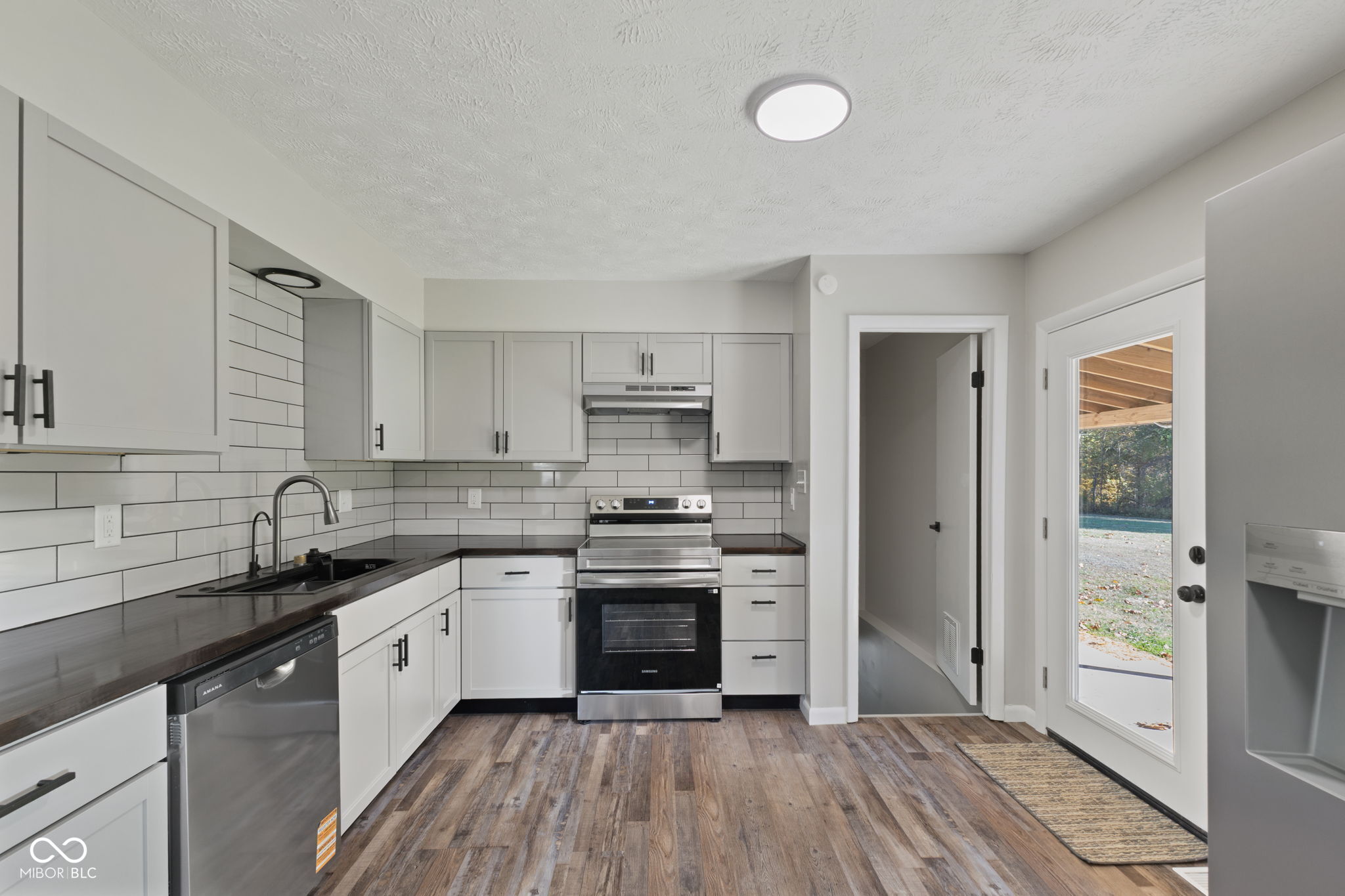 5735 North Blazing Star Road Monrovia, IN 46157 - Photo 12 of 39