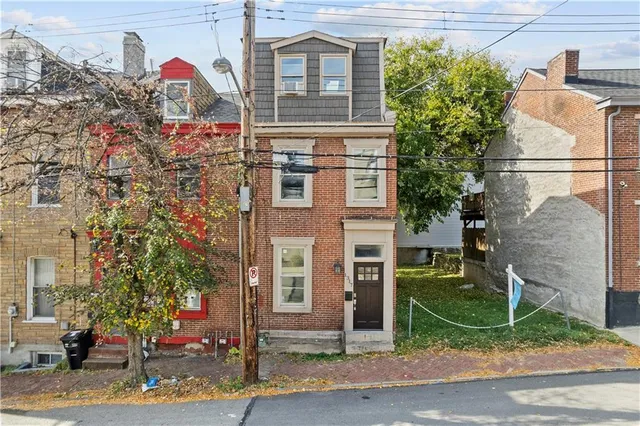 $1,750 | 1317 Sandusky Street, Pittsburgh, PA 15212