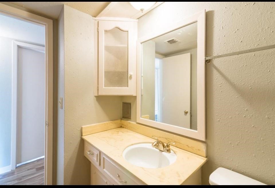 7621 Gleason Road Houston, TX 77016 - Photo 8 of 17
