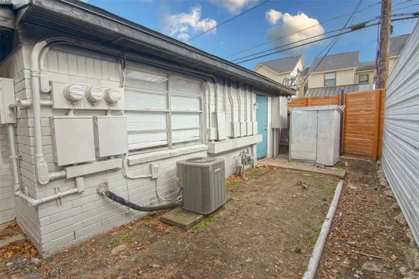 $1,150 | 1613 Northwood Street, Unit 1613, Houston, TX 77009