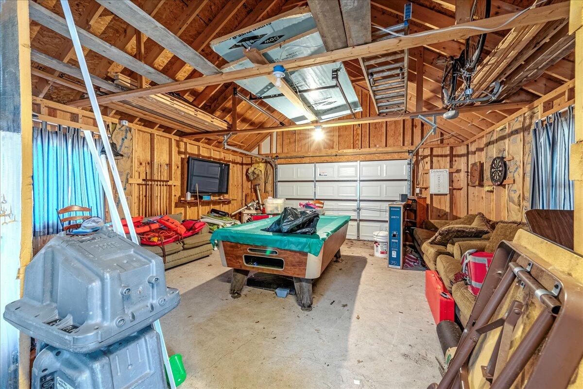 170 Fern Ridge Road Blakeslee, PA 18610 - Photo 36 of 58 09-HomeView_Media-170_Fern_Ridge_Rd.-#9