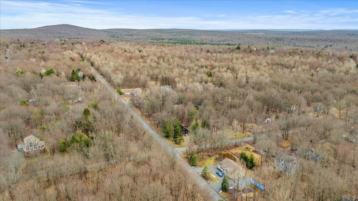 170 Fern Ridge Road Blakeslee, PA 18610 - Photo 37 of 58 13-HomeView_Media-170_Fern_Ridge_Rd.-#13