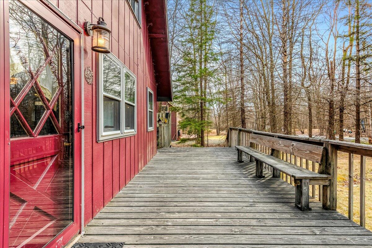 170 Fern Ridge Road Blakeslee, PA 18610 - Photo 6 of 58 21-HomeView_Media-170_Fern_Ridge_Rd.-#21