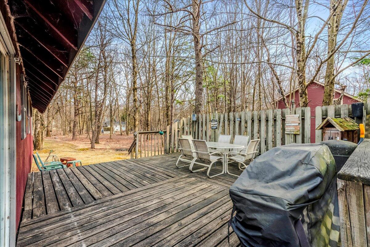 170 Fern Ridge Road Blakeslee, PA 18610 - Photo 7 of 58 22-HomeView_Media-170_Fern_Ridge_Rd.-#22
