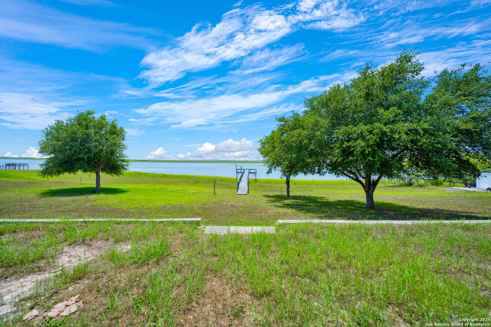 125 Hilltop Circle Mathis, TX 78368 - Photo 22 of 37