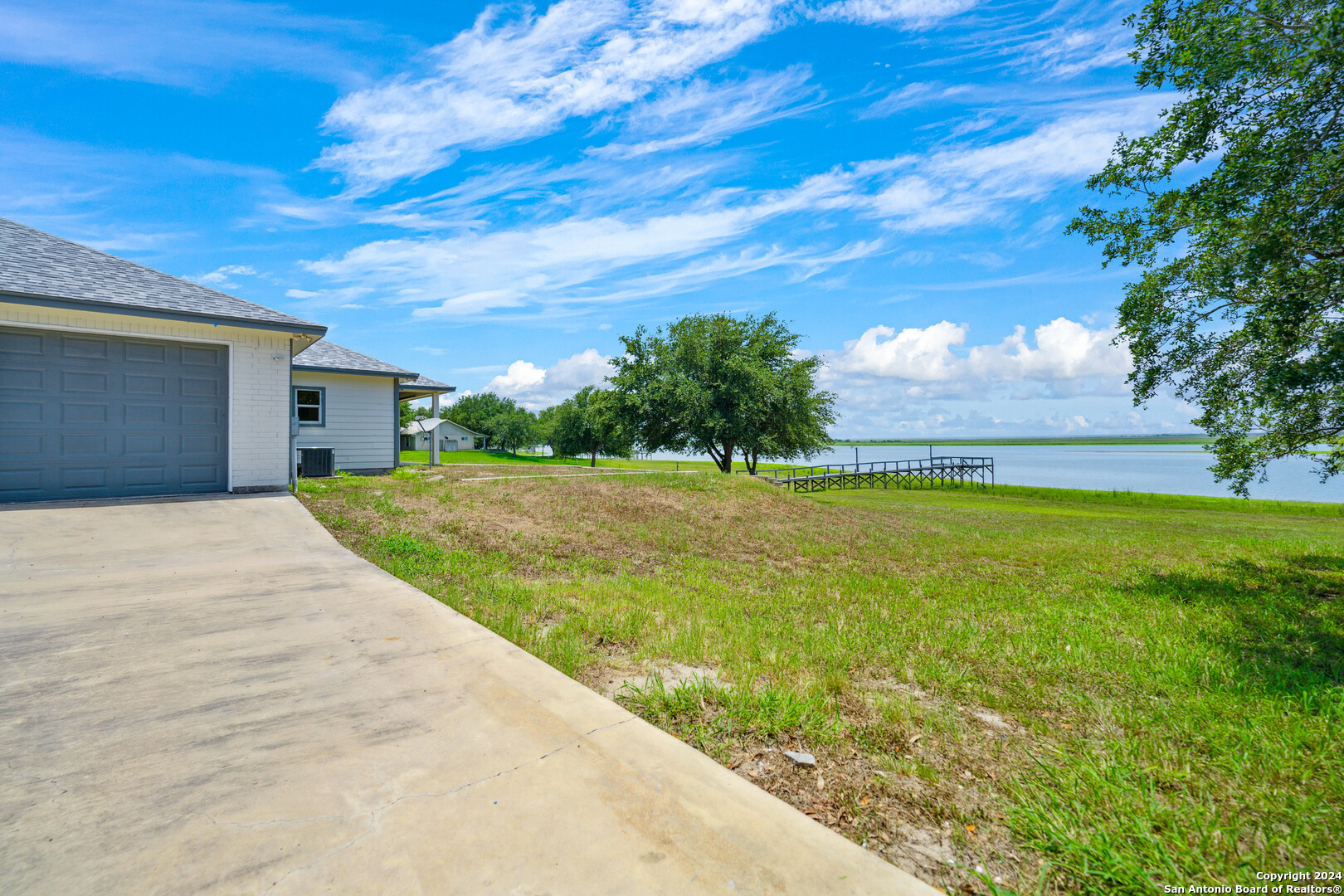 125 Hilltop Circle Mathis, TX 78368 - Photo 29 of 37