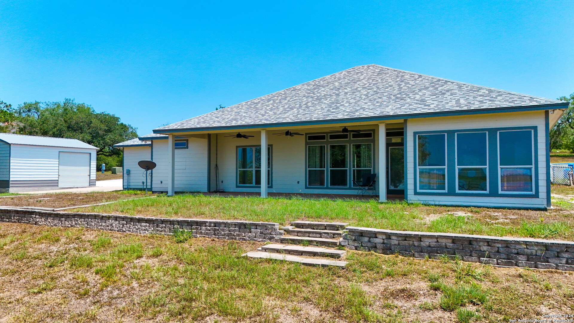 125 Hilltop Circle Mathis, TX 78368 - Photo 32 of 37