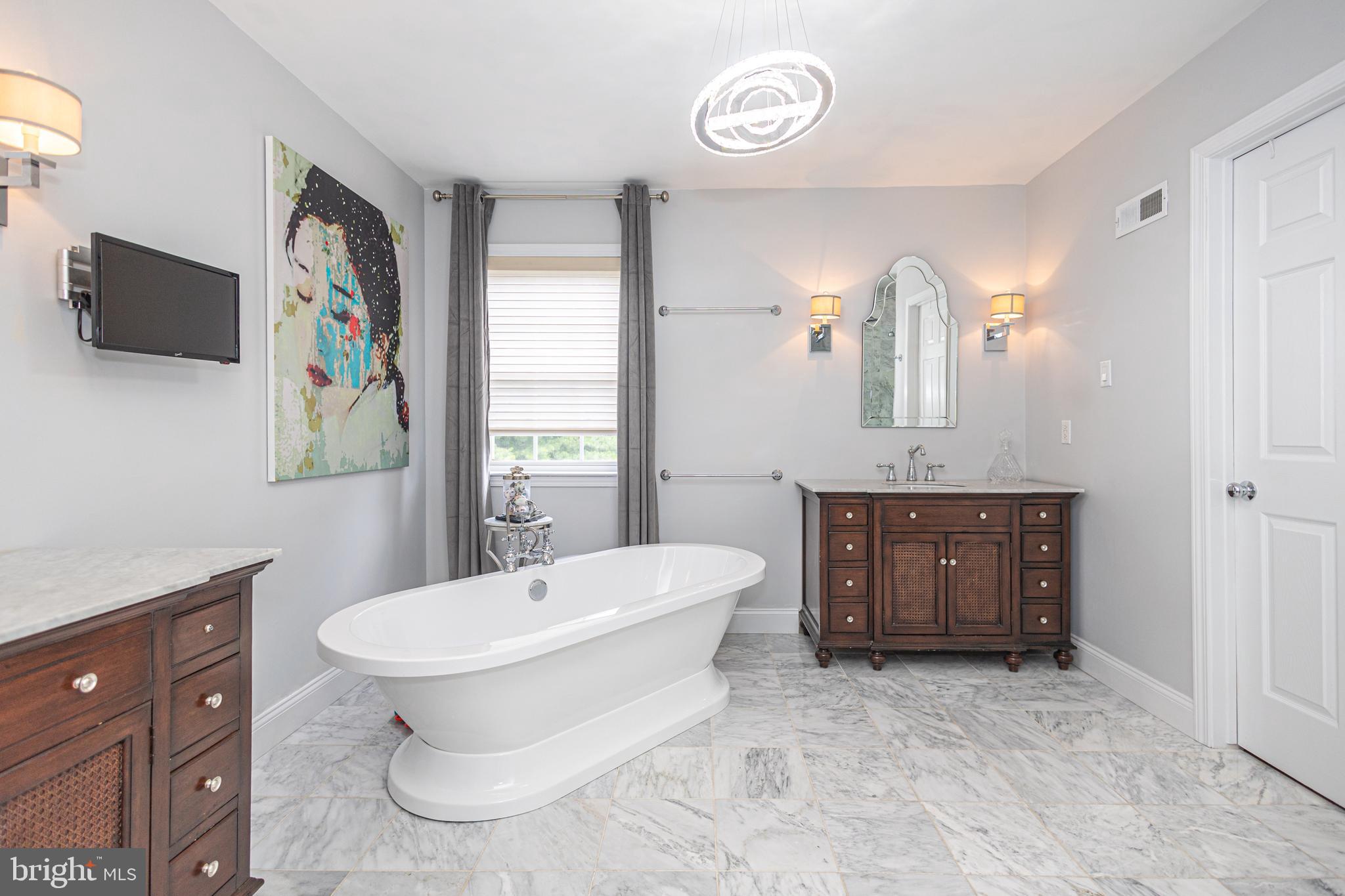 1498 Merrick Road Yardley, PA 19067 - Photo 32 of 54 Gallery Image 32