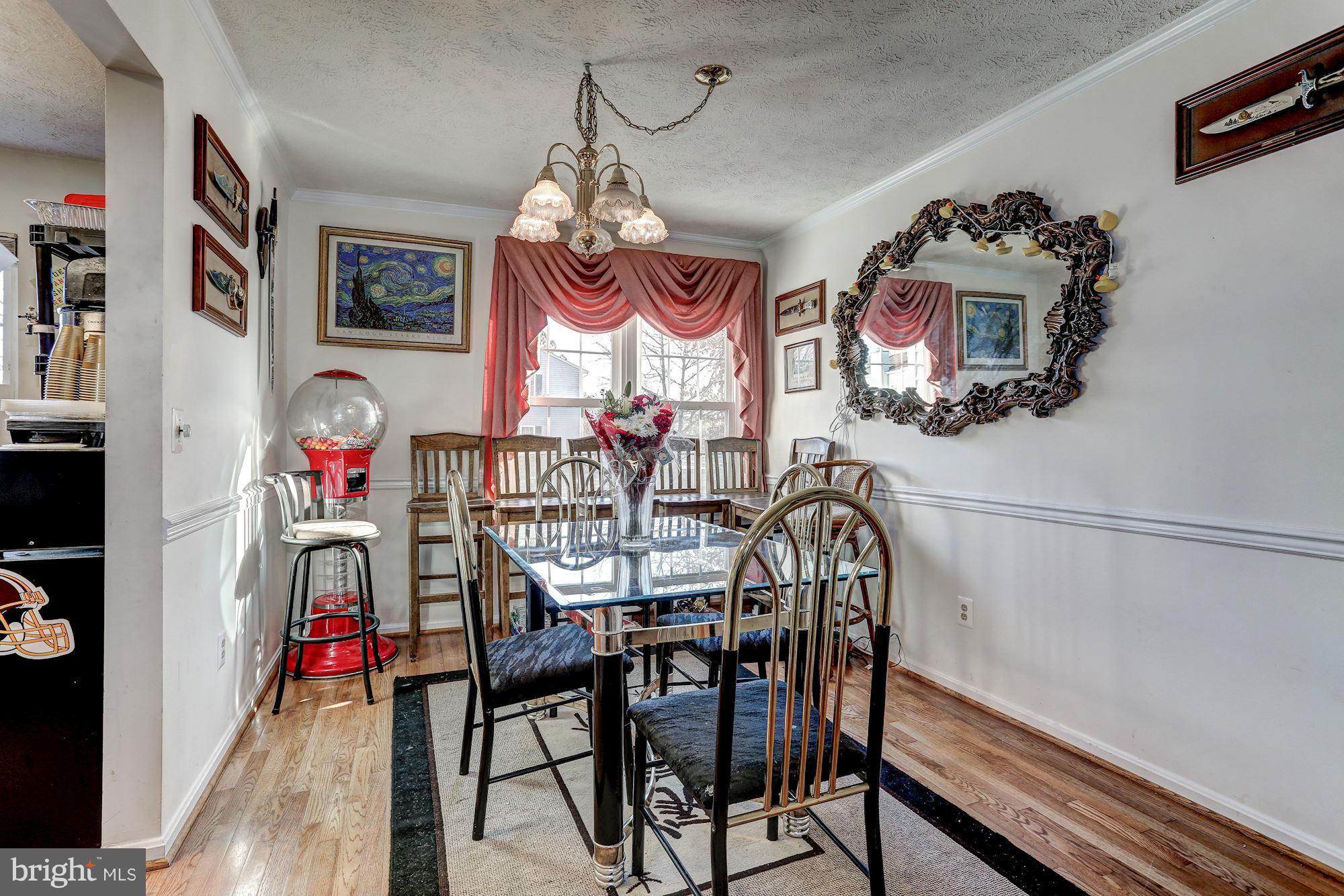 6159 Singletons Way Centreville, VA 20121 - Photo 5 of 11 Dining Room