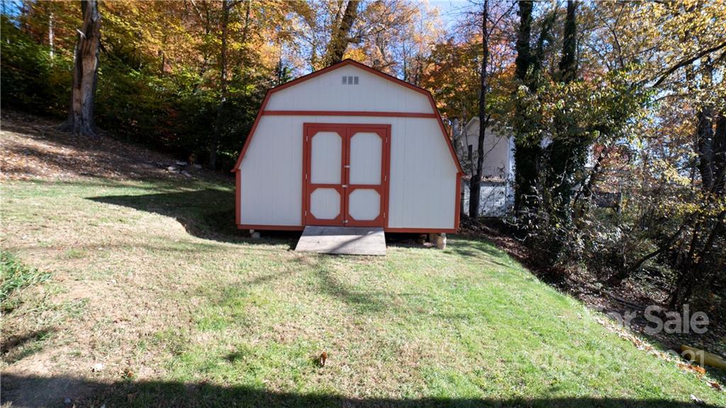 202 North Spring Street Old Fort, NC 28762 - Photo 23 of 23 Gallery Image 23