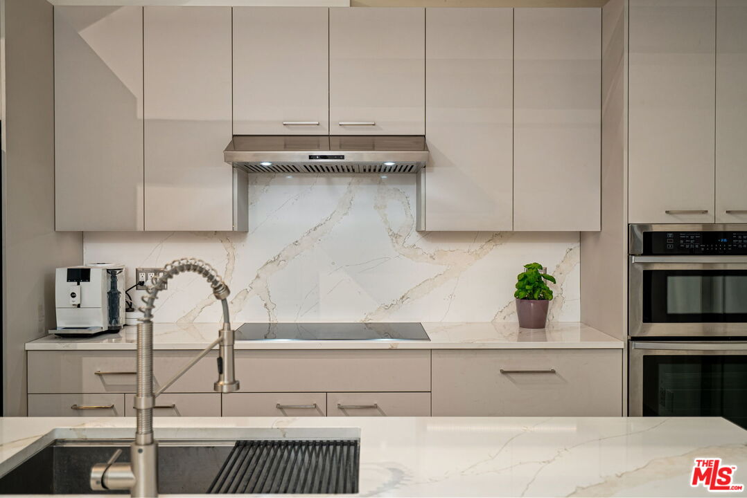 1230 Old Topanga Canyon Road Topanga, CA 90290 - Photo 15 of 48