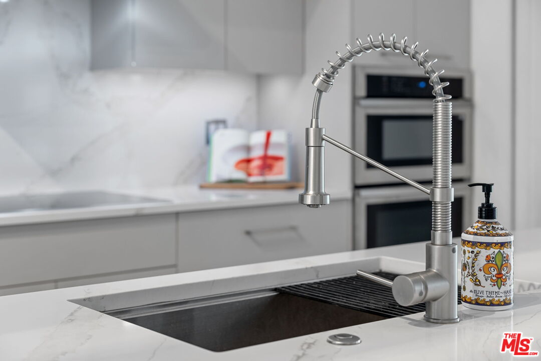 1230 Old Topanga Canyon Road Topanga, CA 90290 - Photo 16 of 48