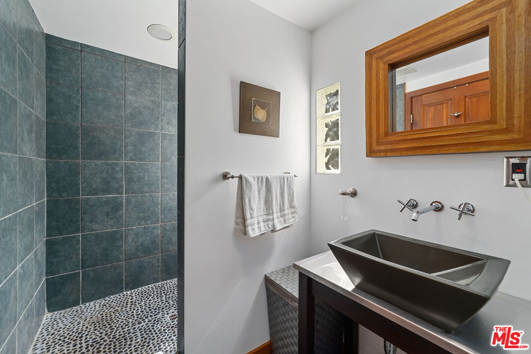 1230 Old Topanga Canyon Road Topanga, CA 90290 - Photo 41 of 48